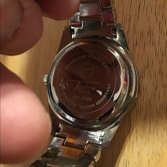 TECHNO PAVÉ WATCHES x 2 PENDANTS x 2 CHAINS x 2 - Picture 6 of 7